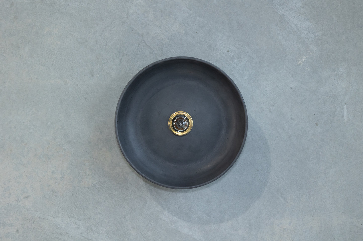 Lona wall sconce