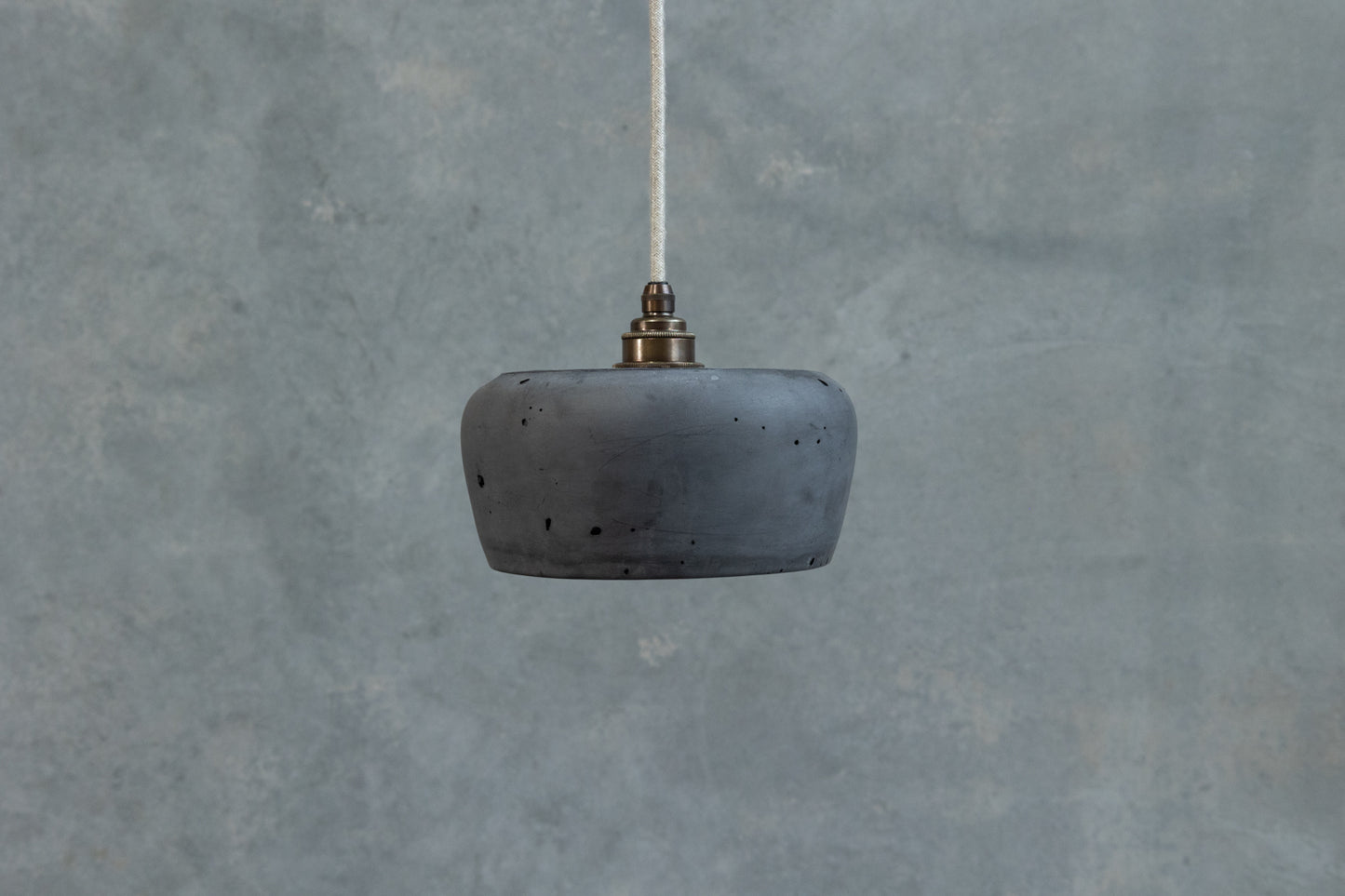 Wirru Pendant