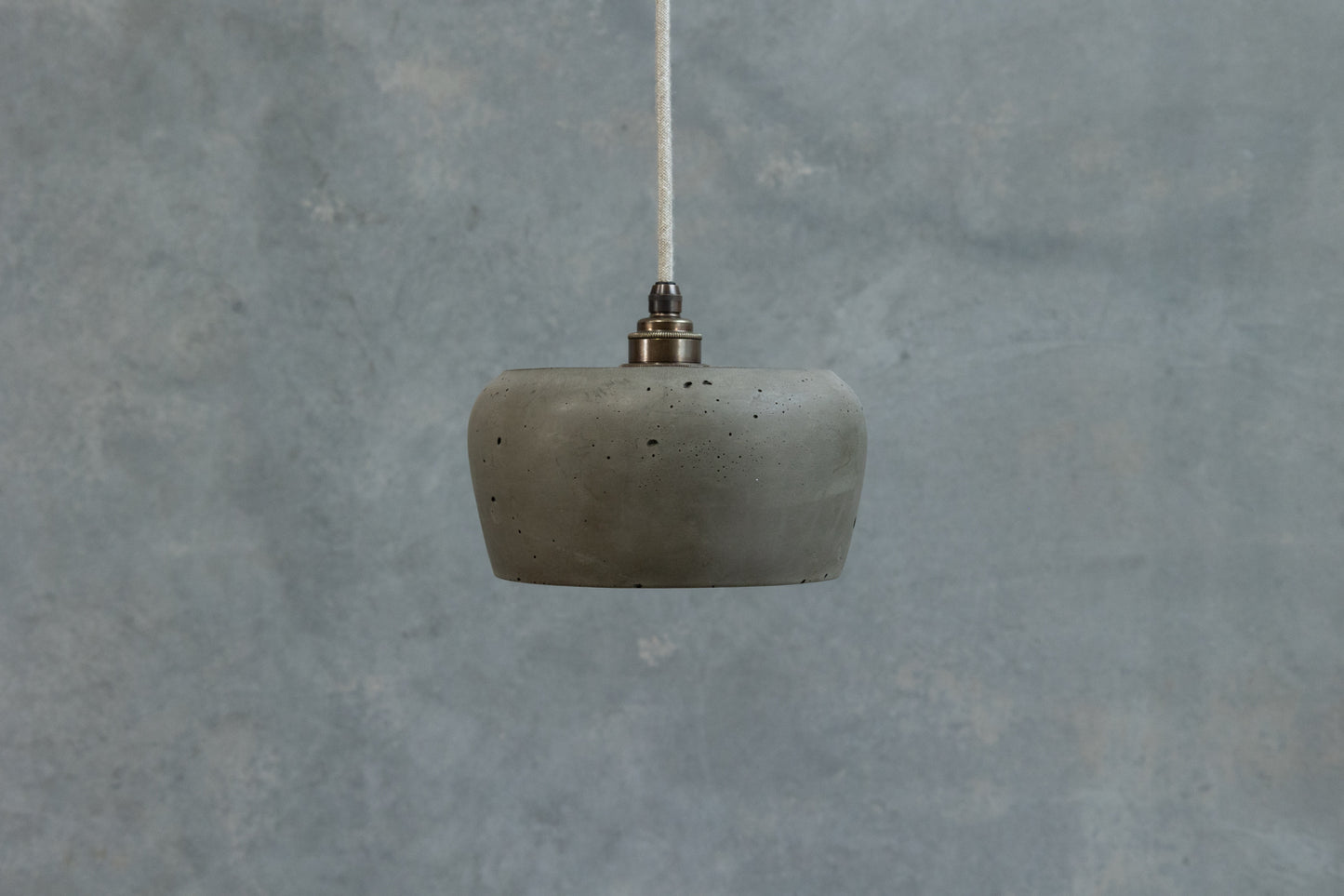 Wirru Pendant