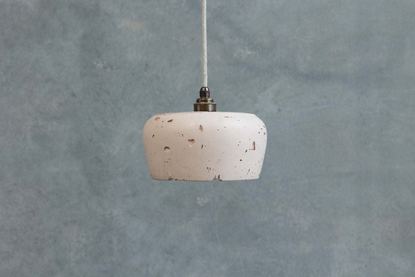 Wirru Pendant