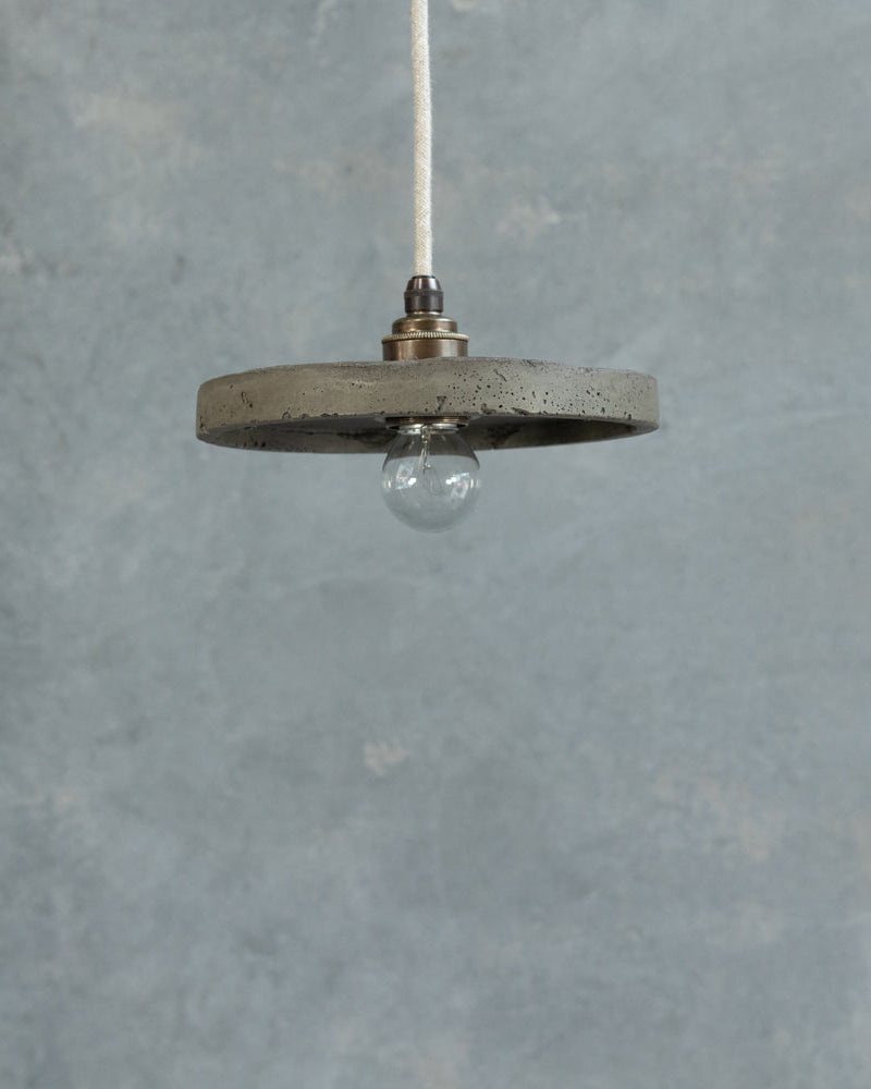 Loman Pendant