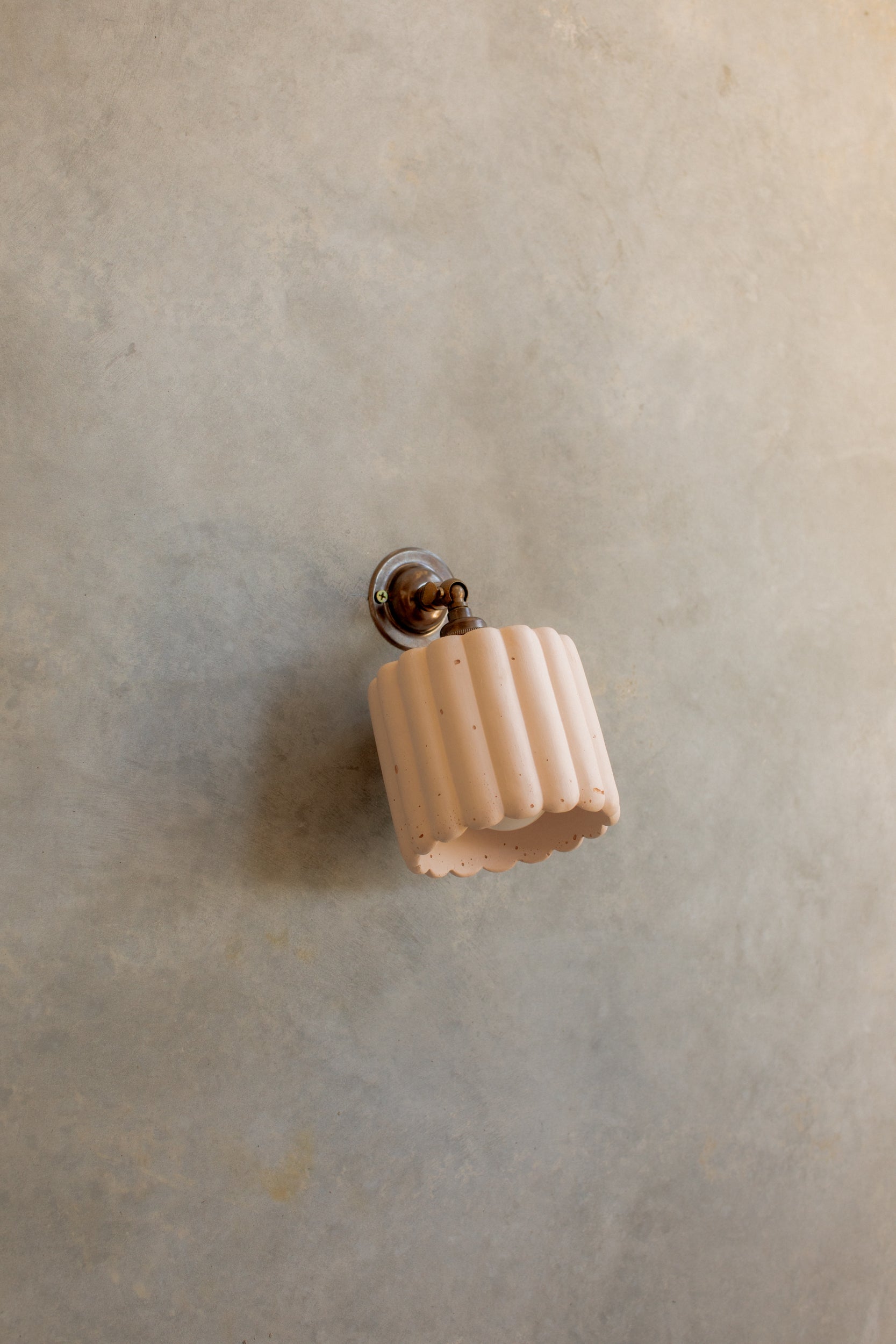 Fluted Wall Light with Knuckle