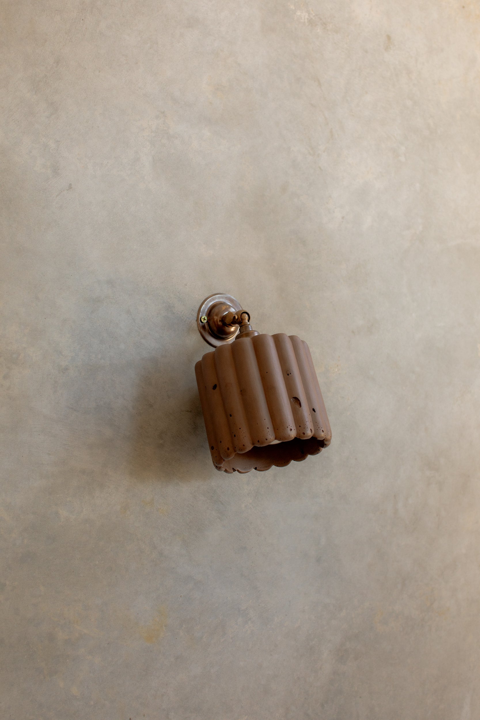 Fluted Wall Light with Knuckle