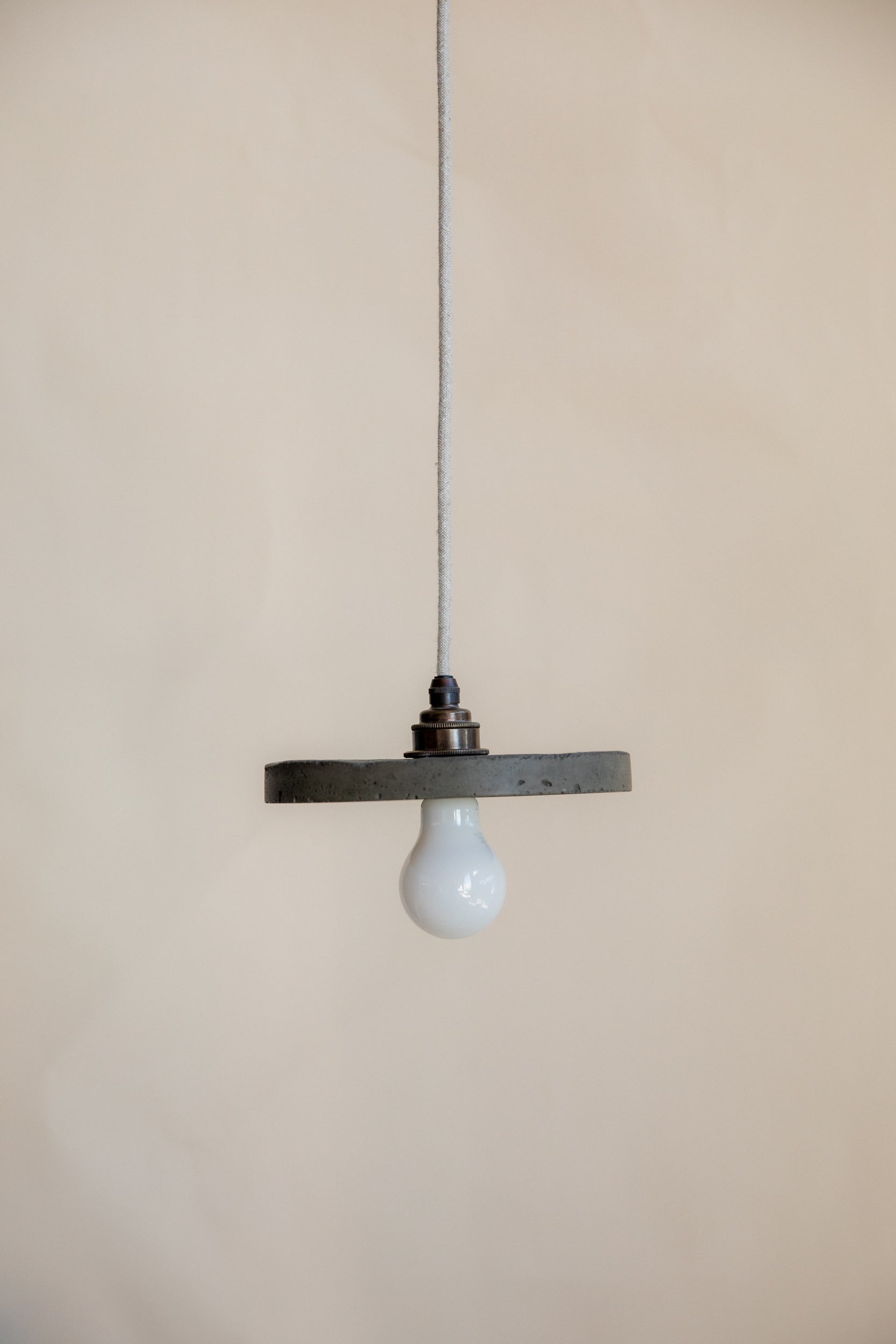 Loman Pendant