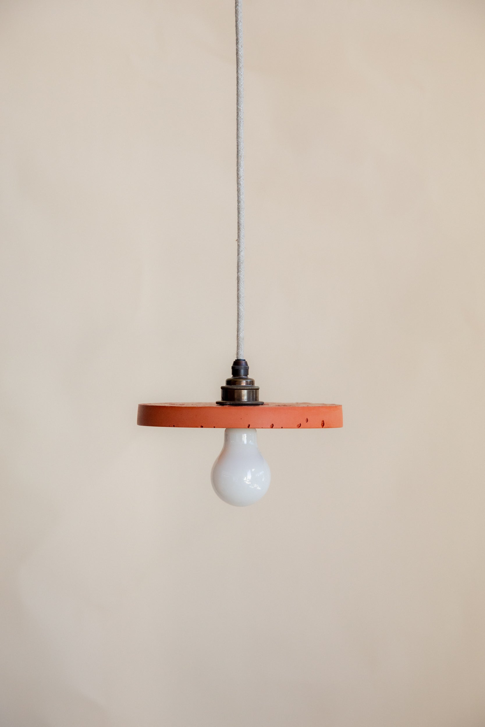 Loman Pendant