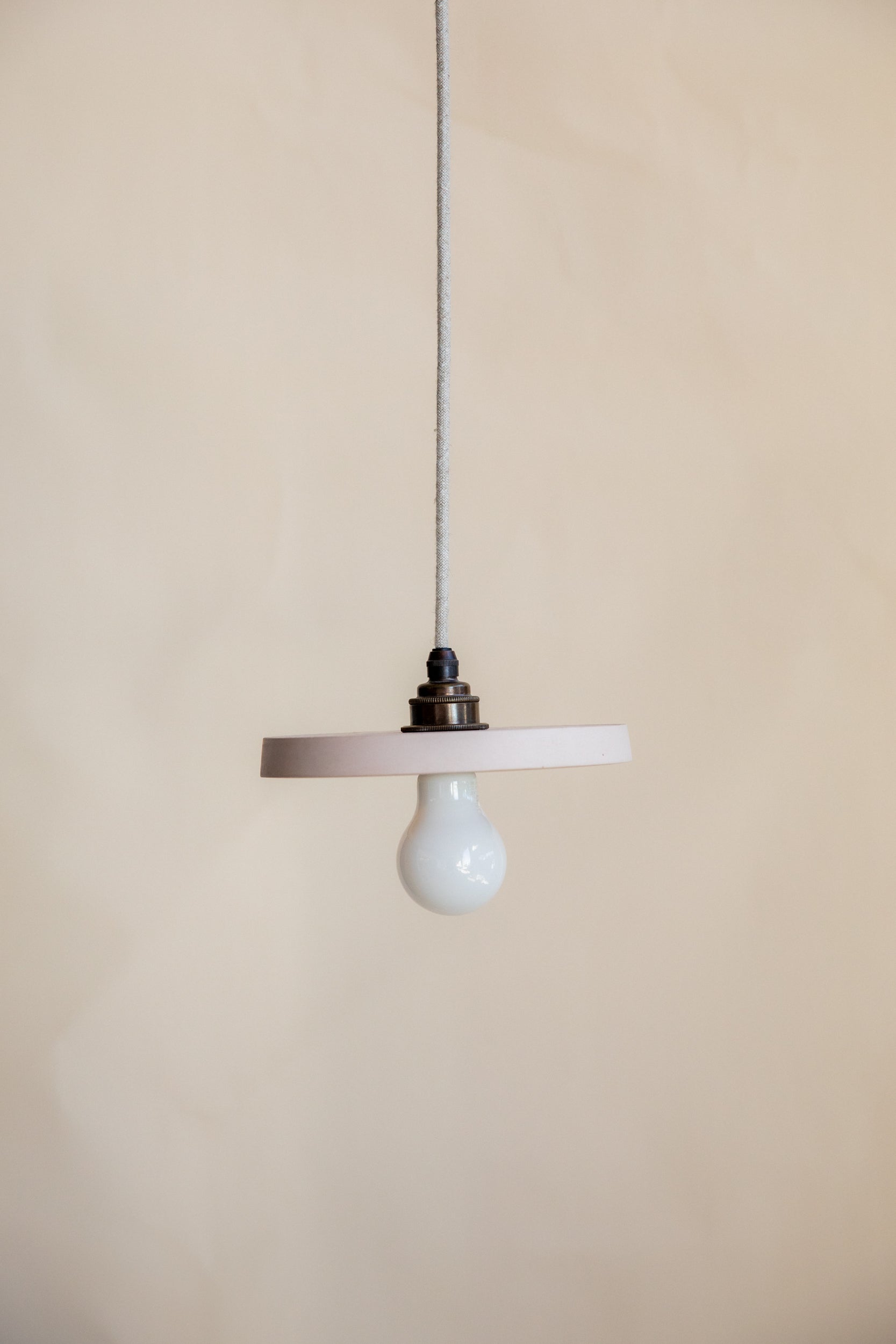 Loman Pendant