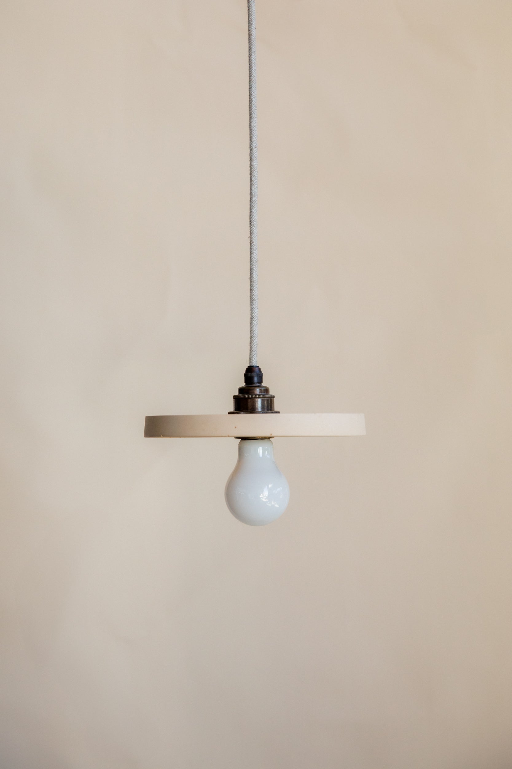 Loman Pendant