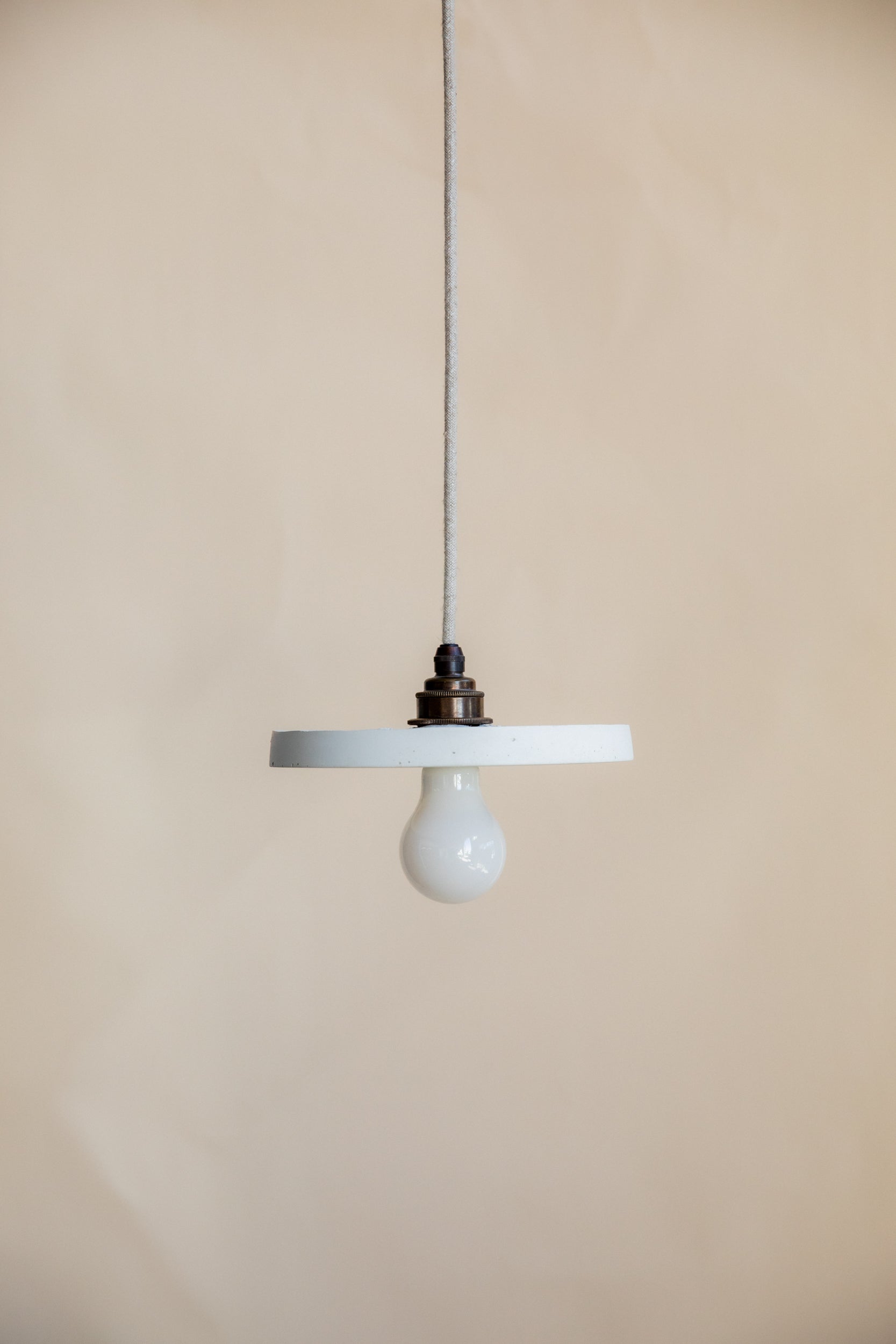 Loman Pendant