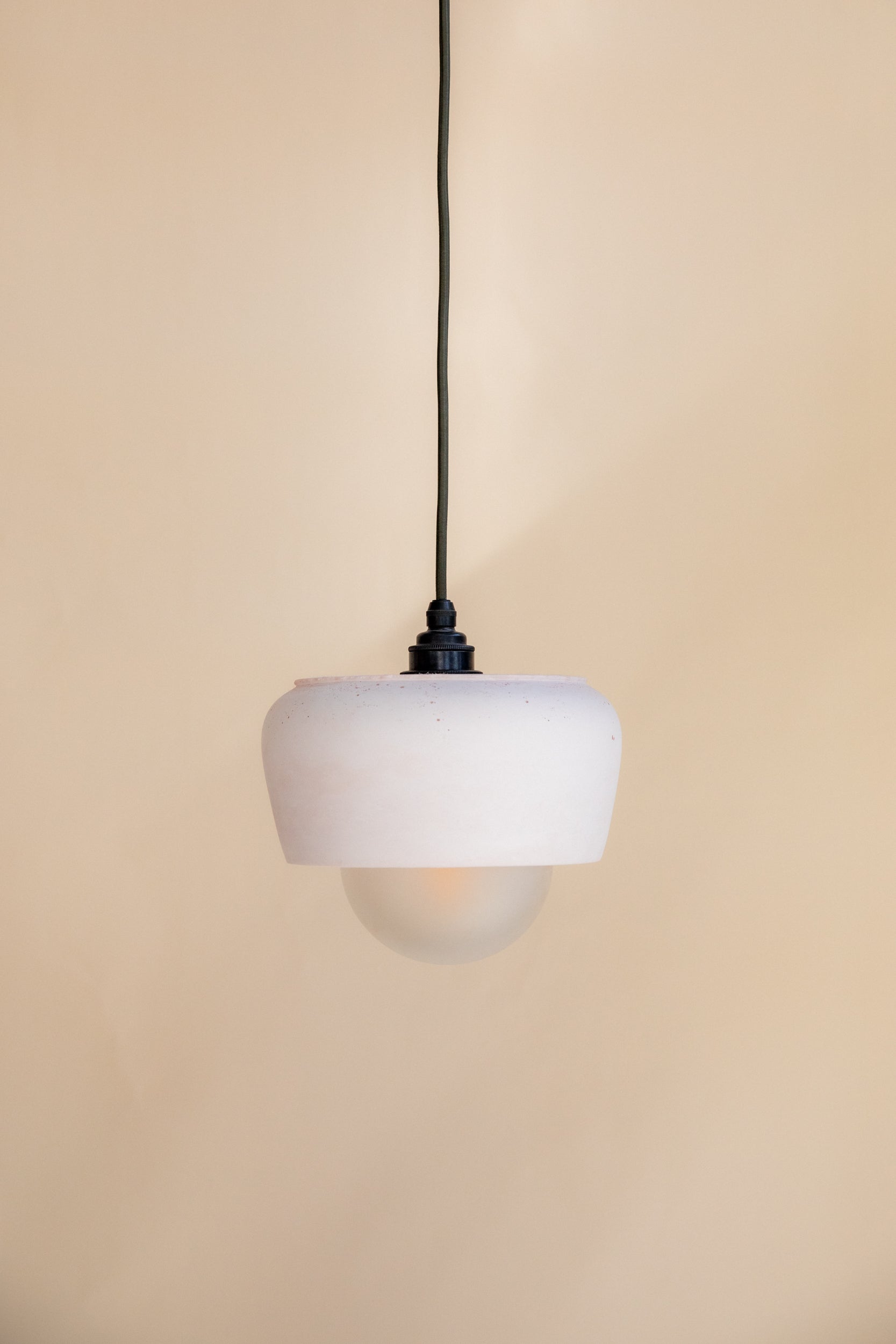 Wirru Pendant
