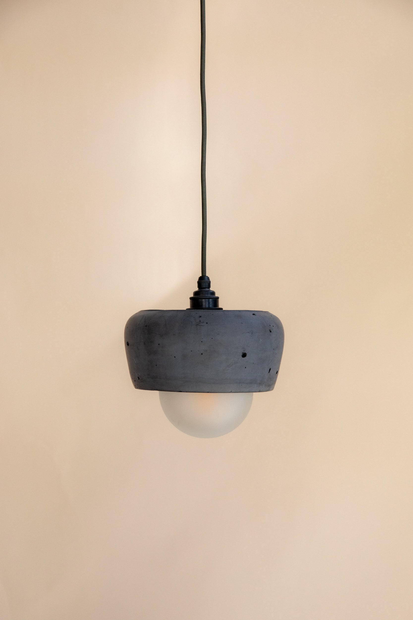 Wirru Pendant