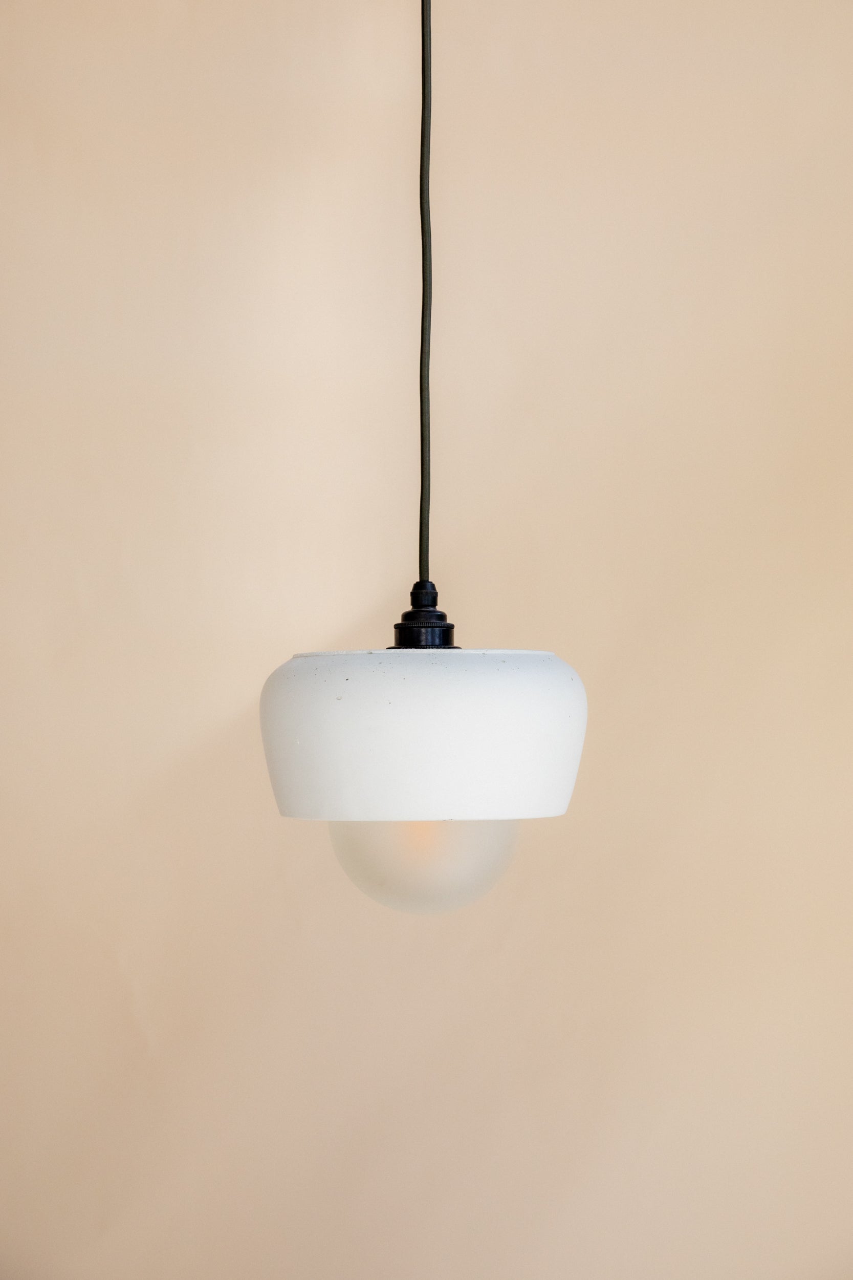 Wirru Pendant