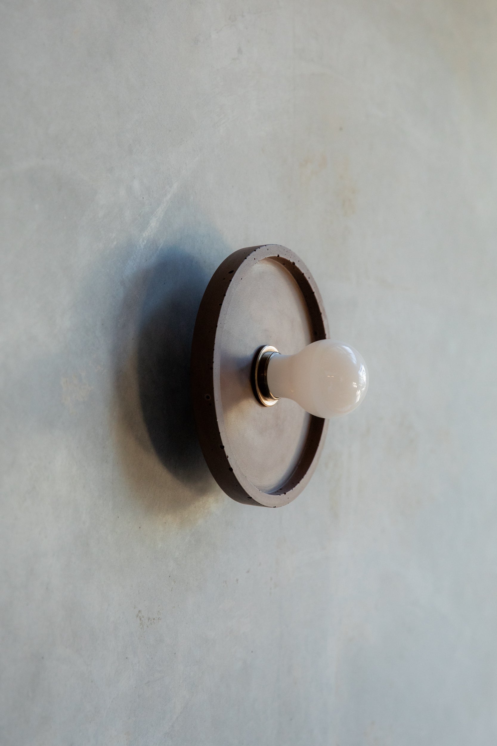 Loman Wall Light