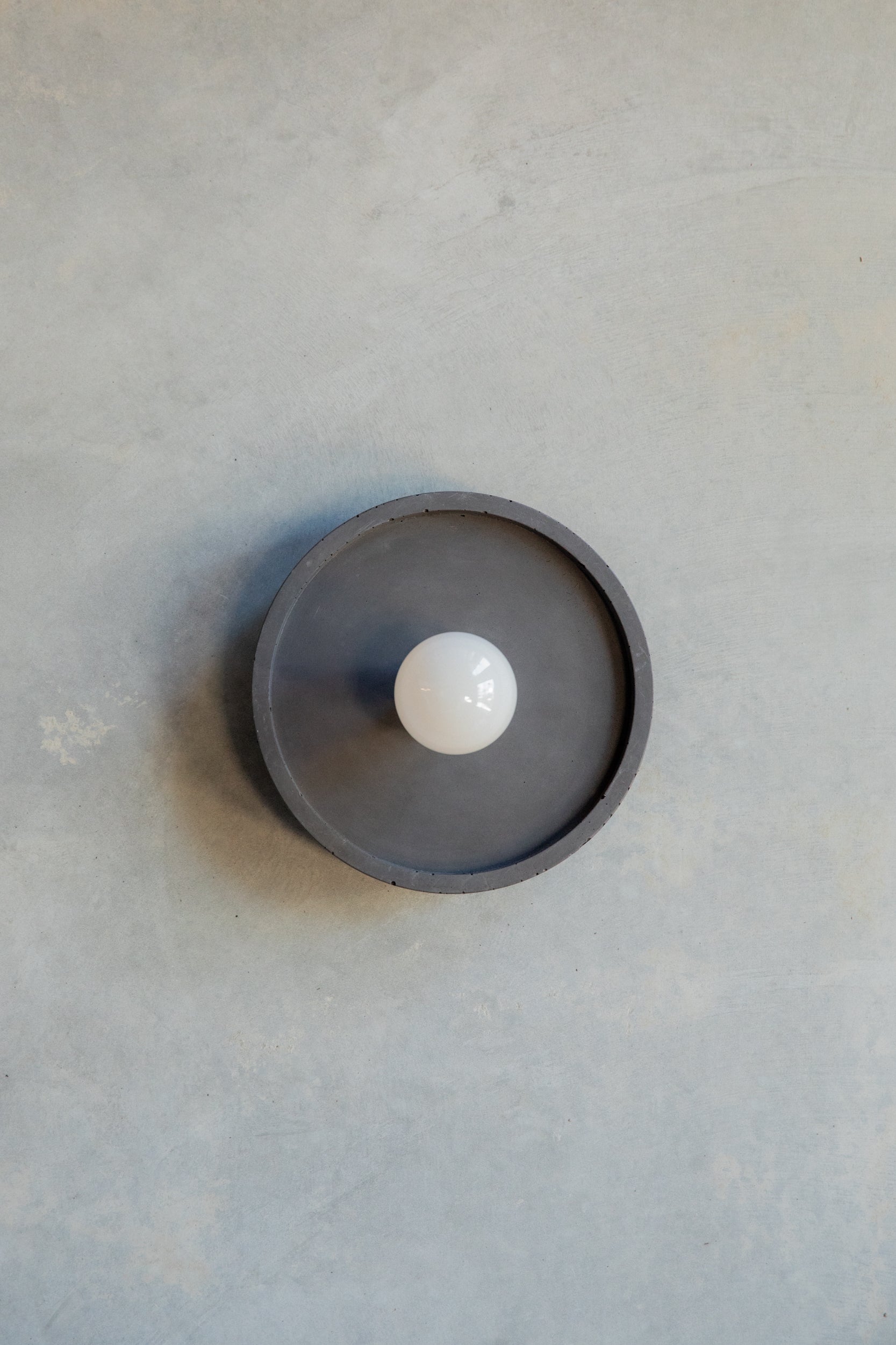 Loman Wall Light