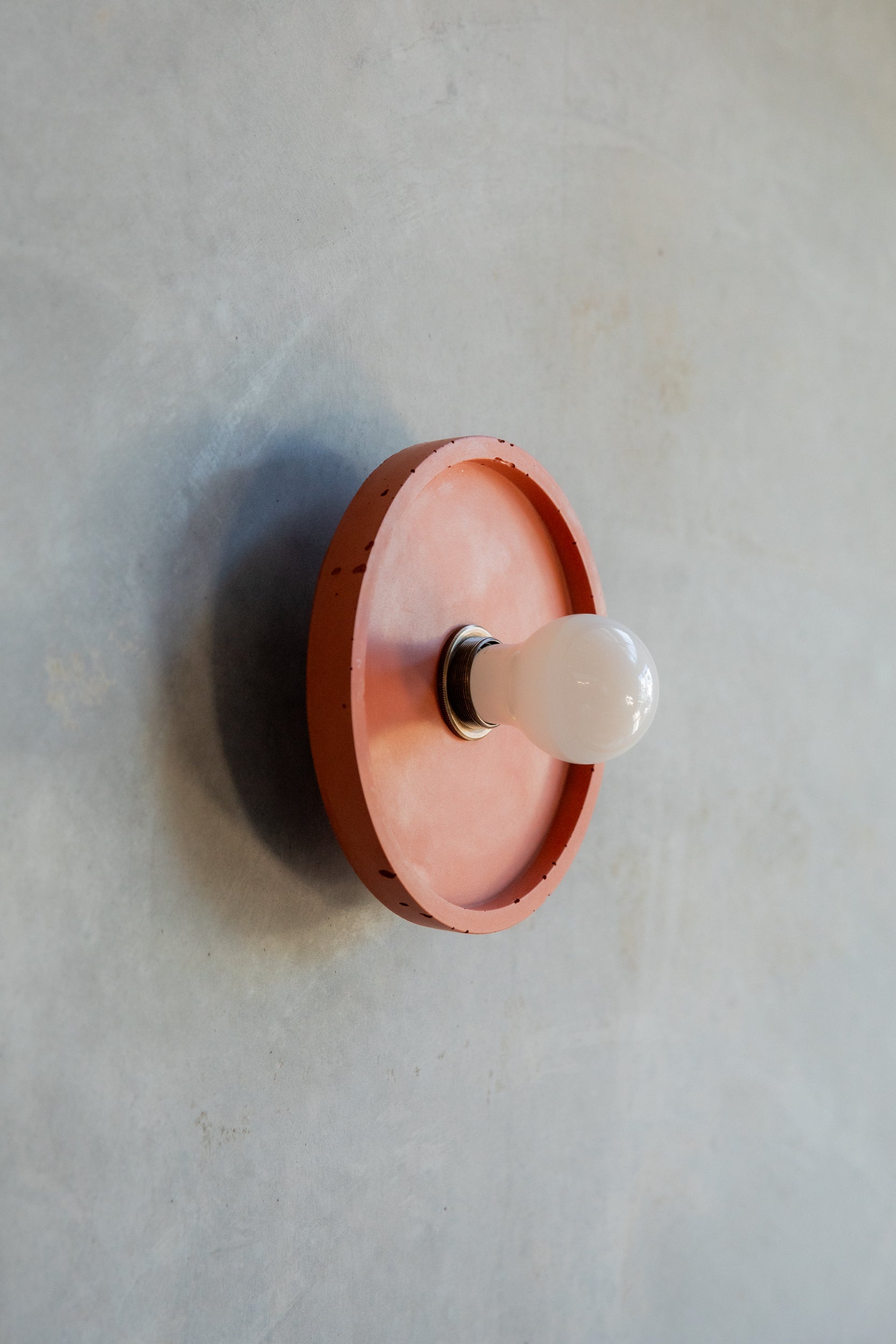 Loman Wall Light