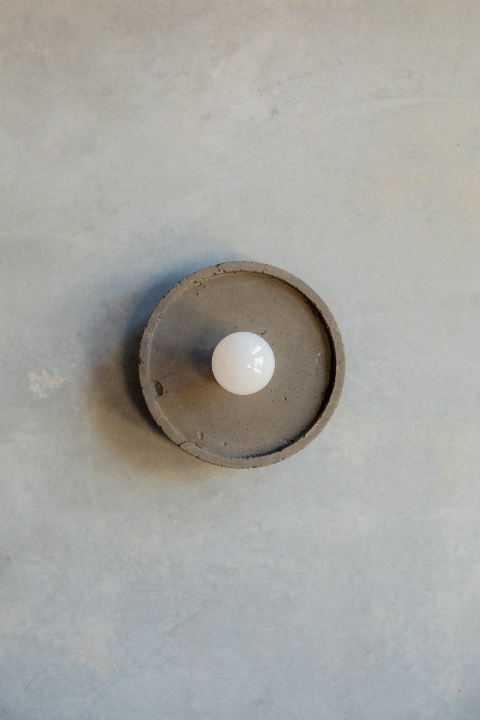 Loman Wall Light